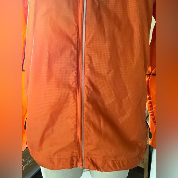 MILLET mountain wear lightweight zip-up 🥾🥾 - Picture 4 of 9